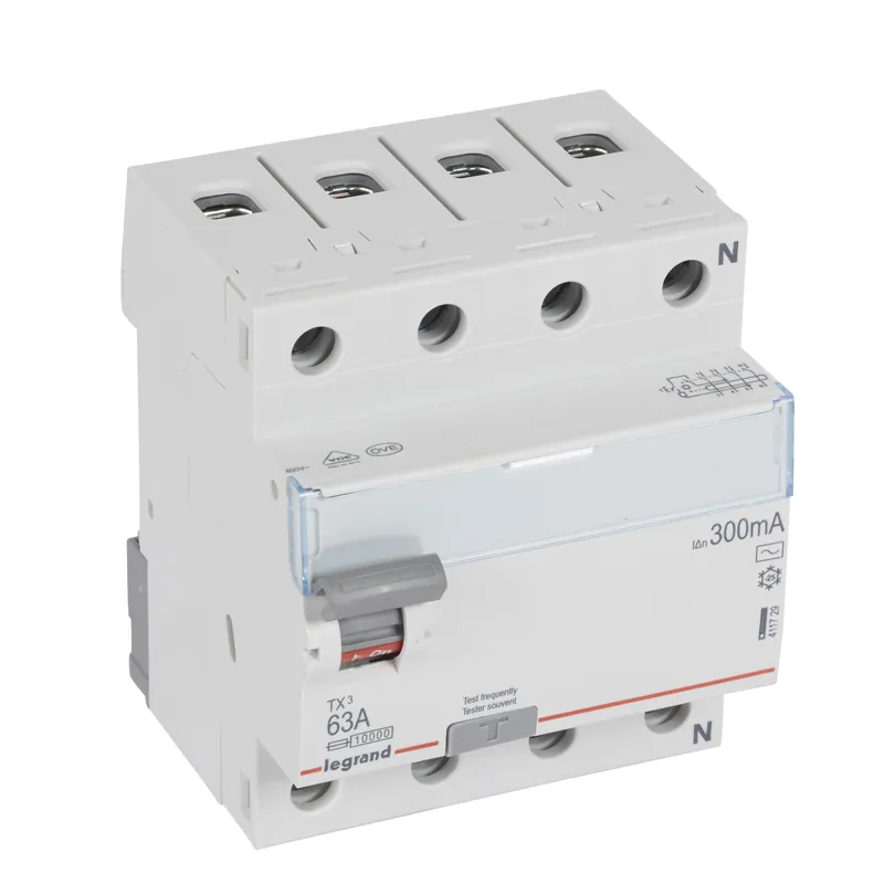 Moderní LEGRAND Chránič 63/4/0,3 411729