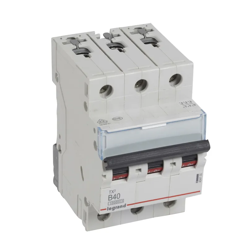 Zlevněný LEGRAND Jistič 40B/3 TX3 404130