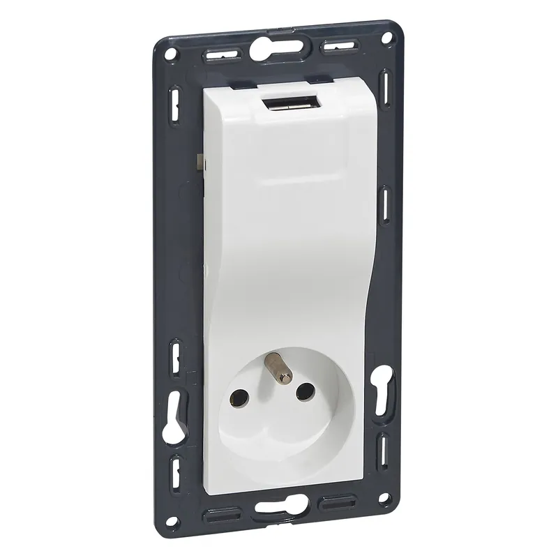 Doprava Zdarma LEGRAND Zásuvka NILOÉ 764528+USB bílá