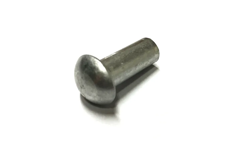 Zlevněný DIN 660 3x8 AL nýt s půlkulovou hlavou-hliník