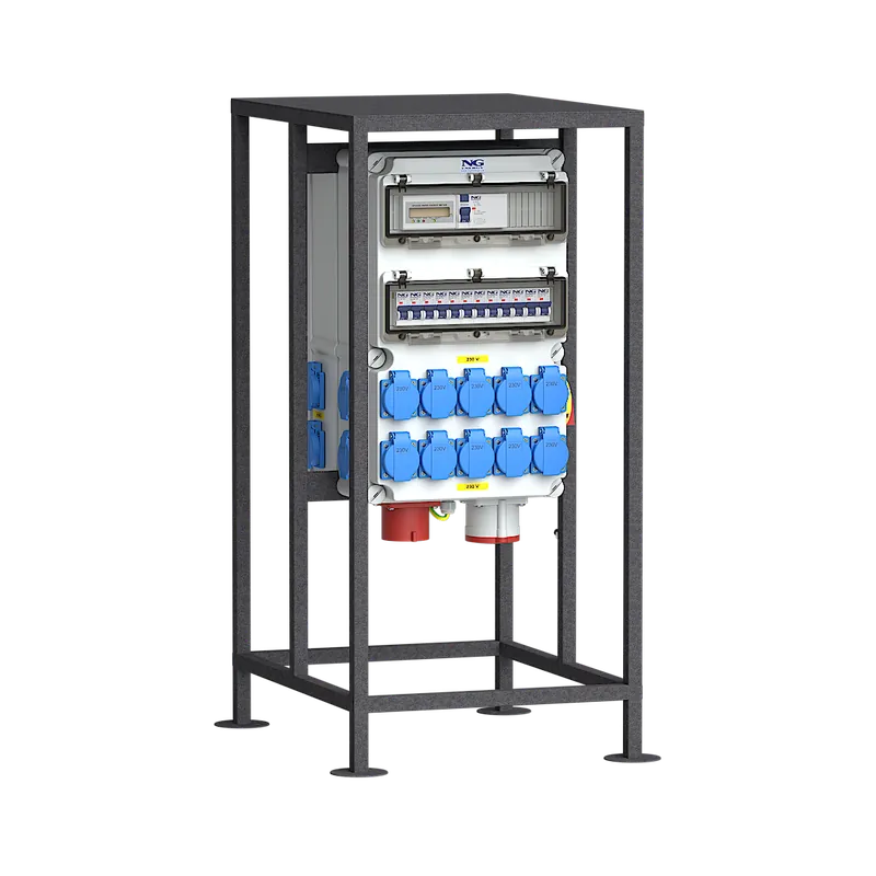 zás. 1x CEE 32A 5p 400V, 26x 16A 230V, c Aktuální