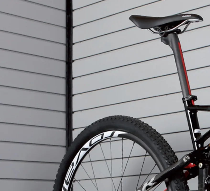 Časově Omezené BULLDOG Lišta rohová 2440mm